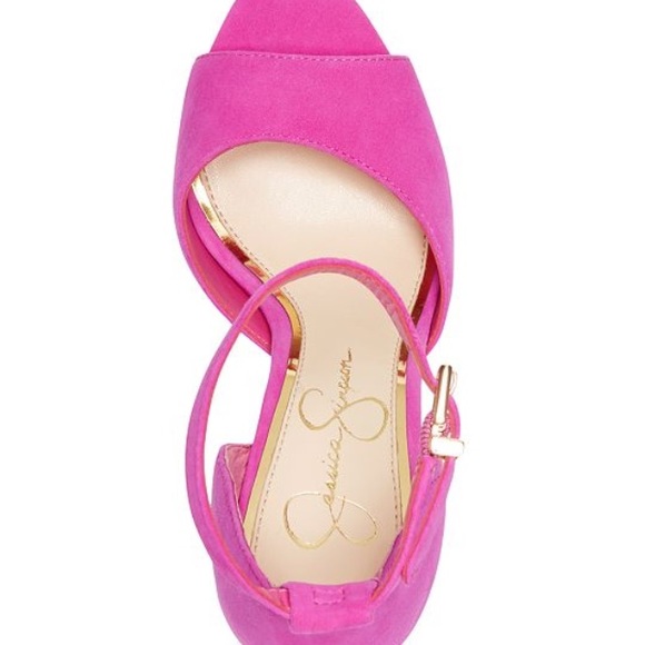 Pumps - Picture 4 of 4